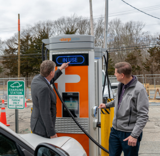Governor using an electric vehicle charging station